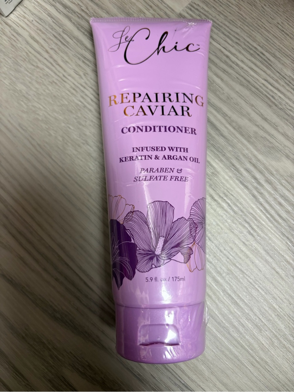 Le Chic Repairing Caviar Conditioner - Lavender Pink